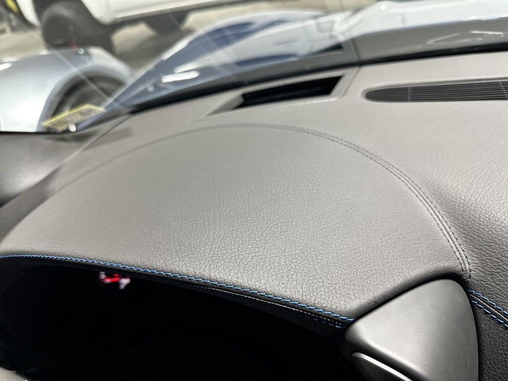 2011 Chevrolet Corvette Z06 Carbon Edition Z07 - Image 27