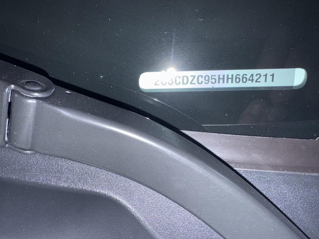 2017 Dodge Challenger SRT Hellcat - Image 77