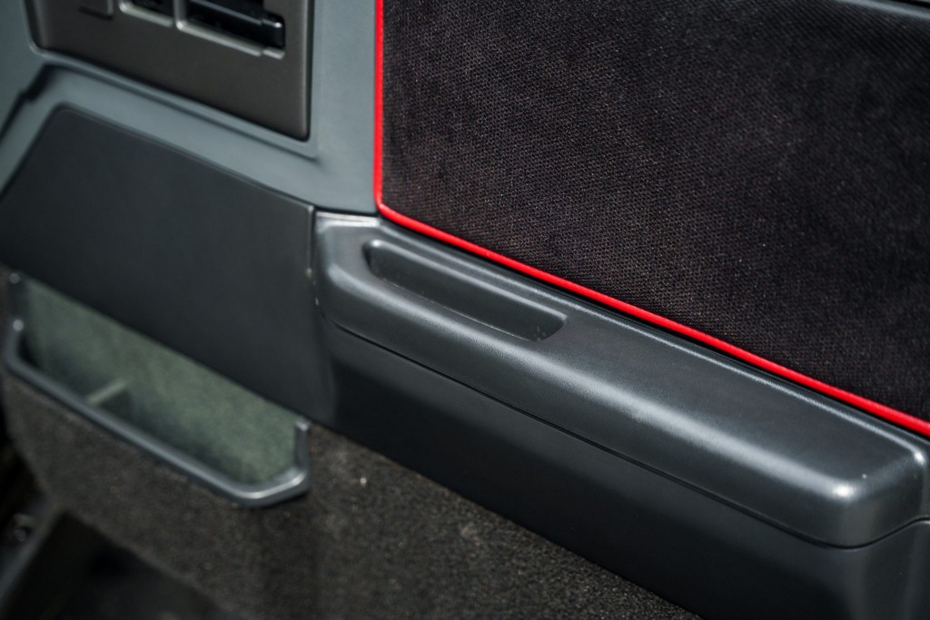 1991 GMC Syclone - Image 99