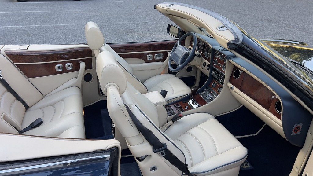 2001 Bentley Azure - Image 84