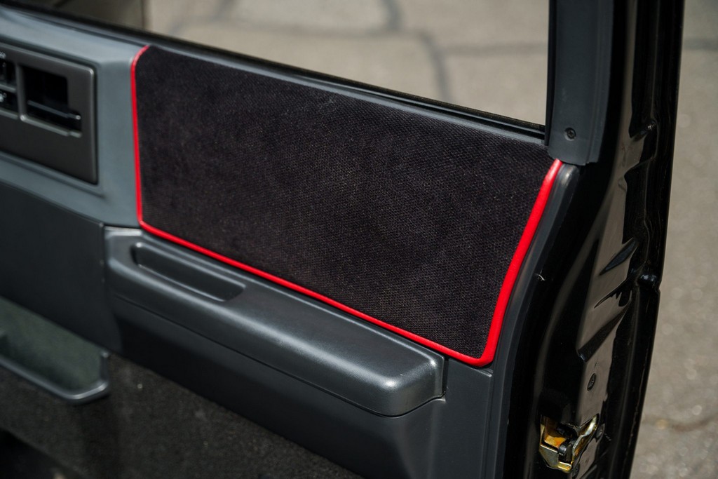 1991 GMC Syclone - Image 100