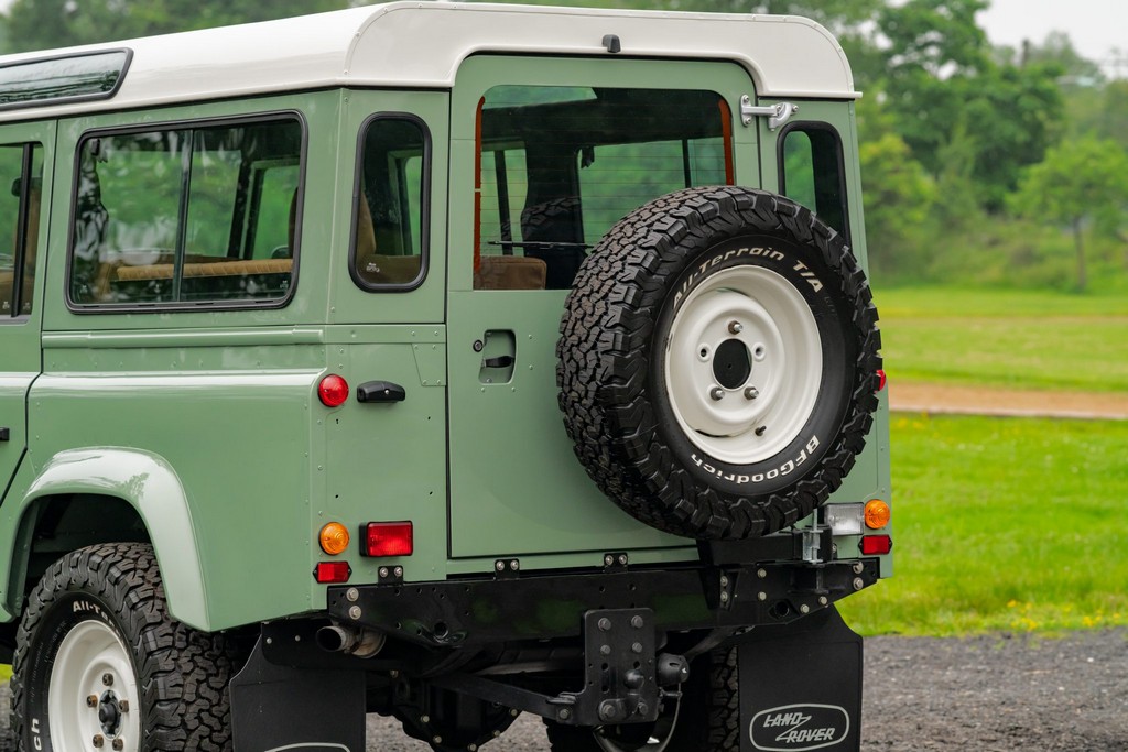 1995 Land Rover Defender 110 - Online Sale - Image 114