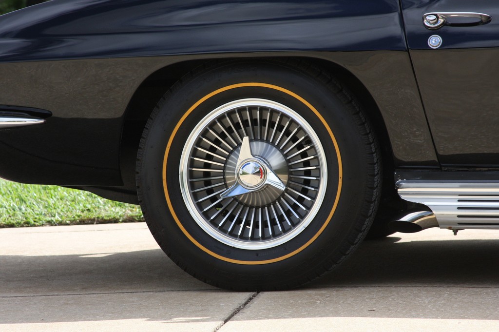 1966 Chevrolet Corvette Convertible 327/350 L79 - Image 108