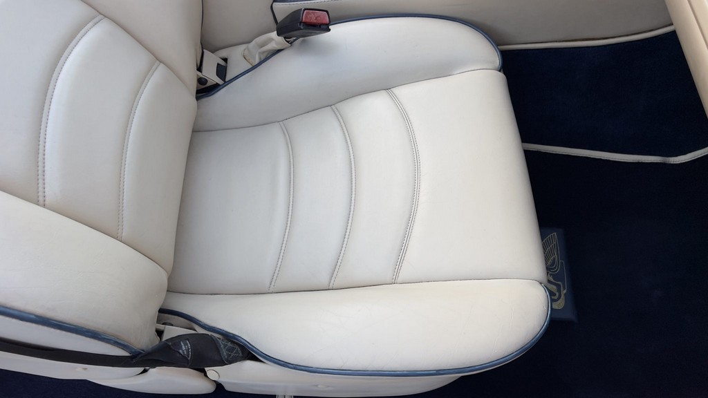 2001 Bentley Azure - Image 88