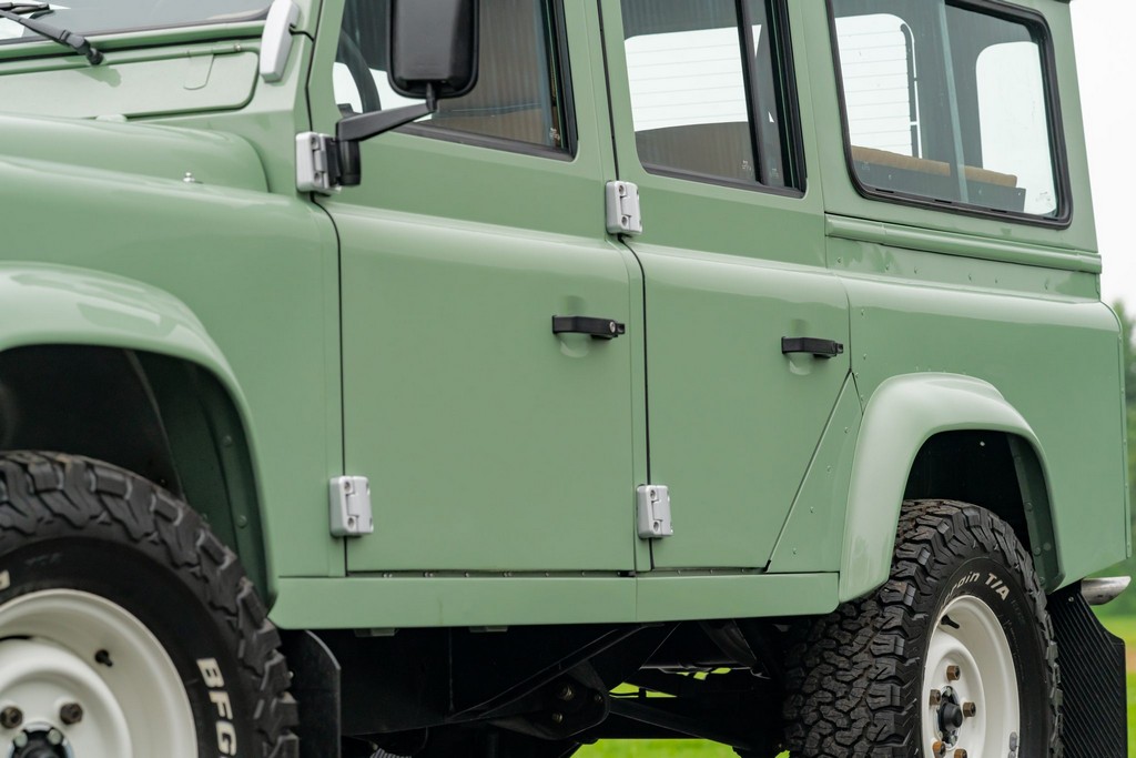 1995 Land Rover Defender 110 - Online Sale - Image 4