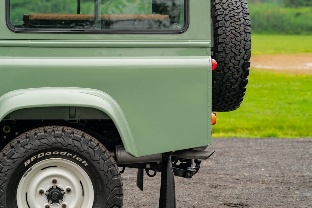 1995 Land Rover Defender 110 - Online Sale - Image 11