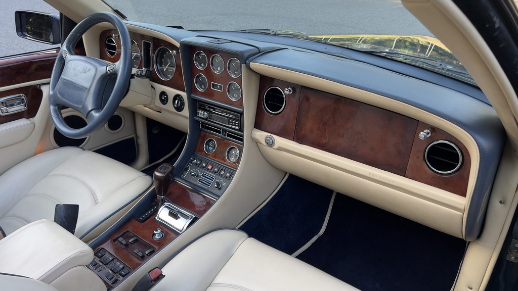 2001 Bentley Azure - Image 96