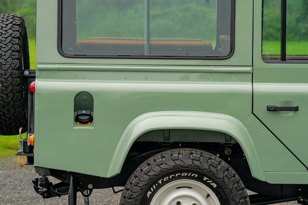 1995 Land Rover Defender 110 - Online Sale - Image 13