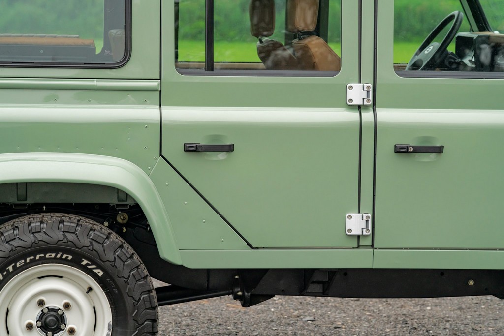 1995 Land Rover Defender 110 - Online Sale - Image 15