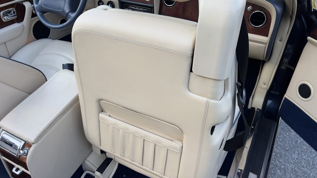 2001 Bentley Azure - Image 101