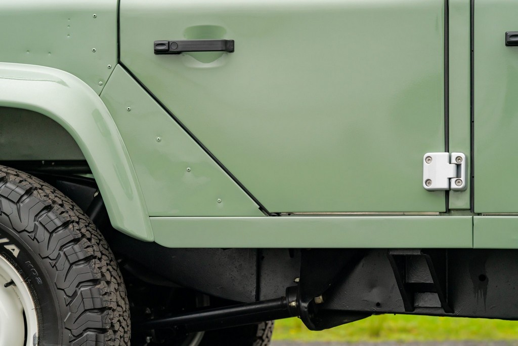 1995 Land Rover Defender 110 - Online Sale - Image 16