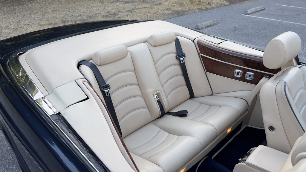 2001 Bentley Azure - Image 104