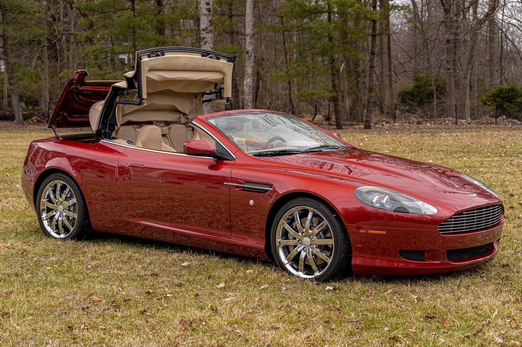 2006 Aston Martin DB9 Volante
