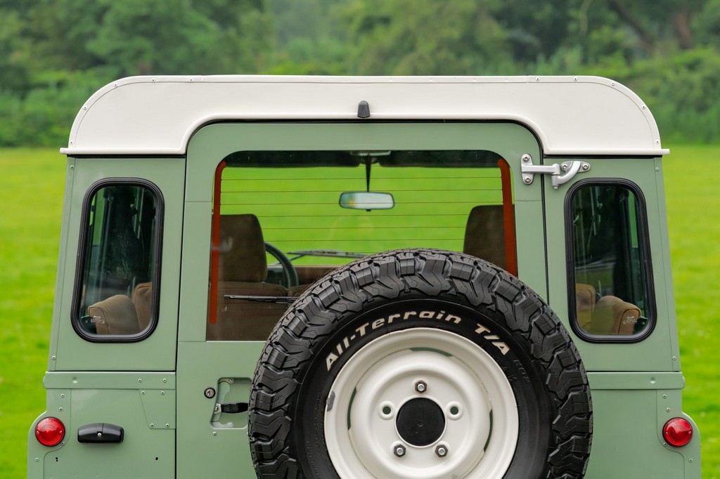 1995 Land Rover Defender 110 - Online Sale - Image 20
