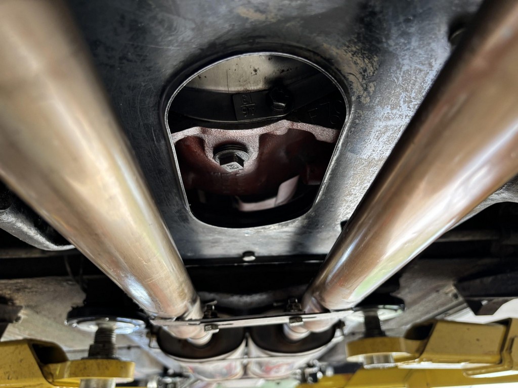 1971 Jaguar XKE Series II Roadster - Image 95