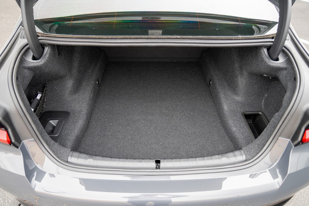 2022 BMW M5 CS - Image 3