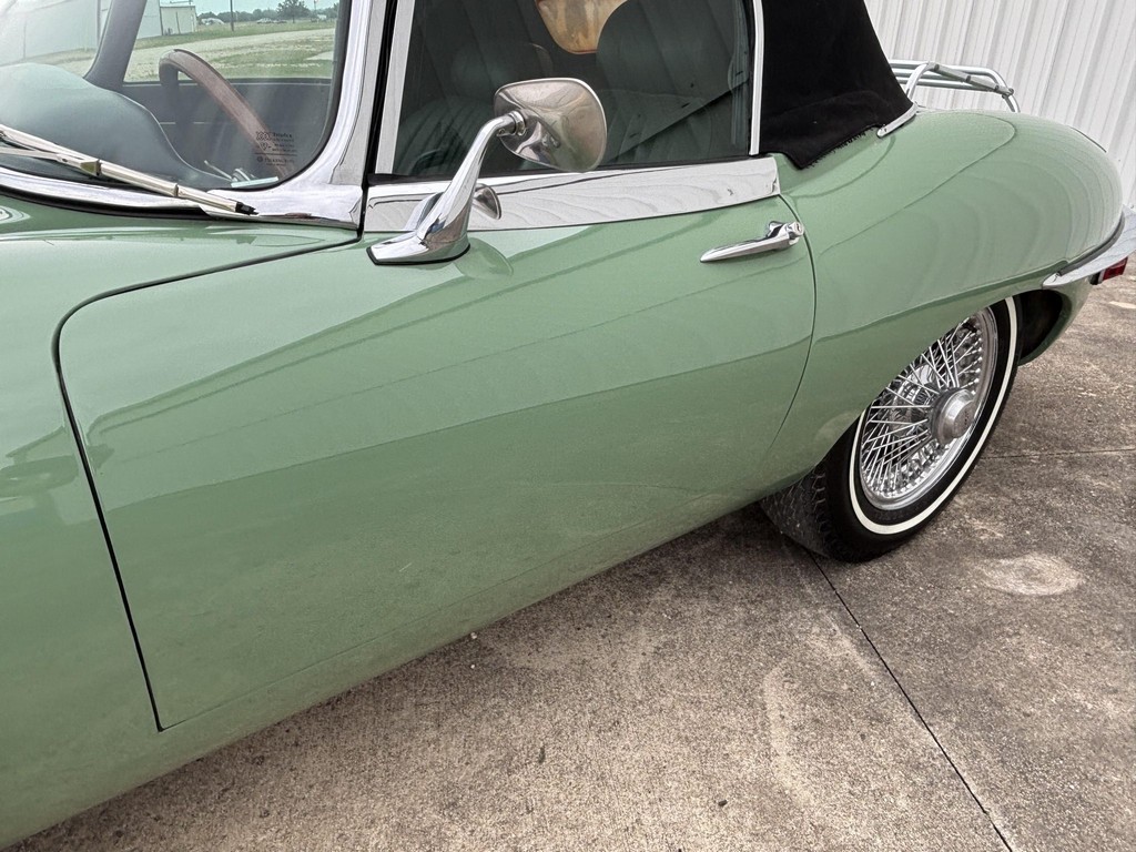 1971 Jaguar XKE Series II Roadster - Image 100