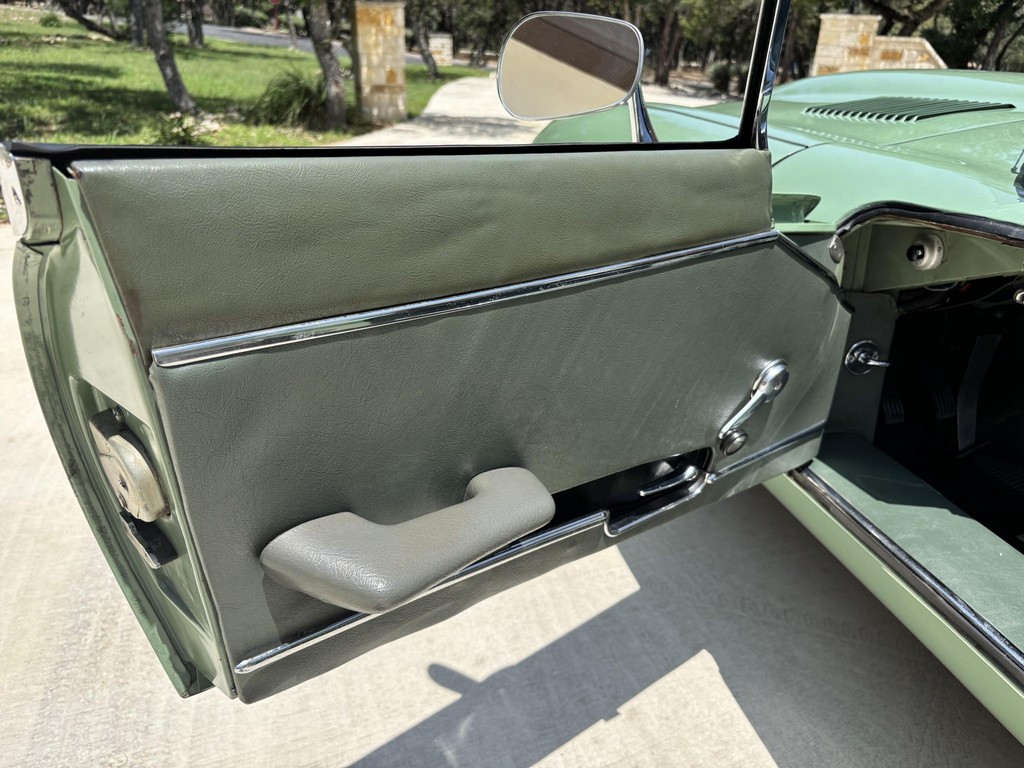 1971 Jaguar XKE Series II Roadster - Image 101