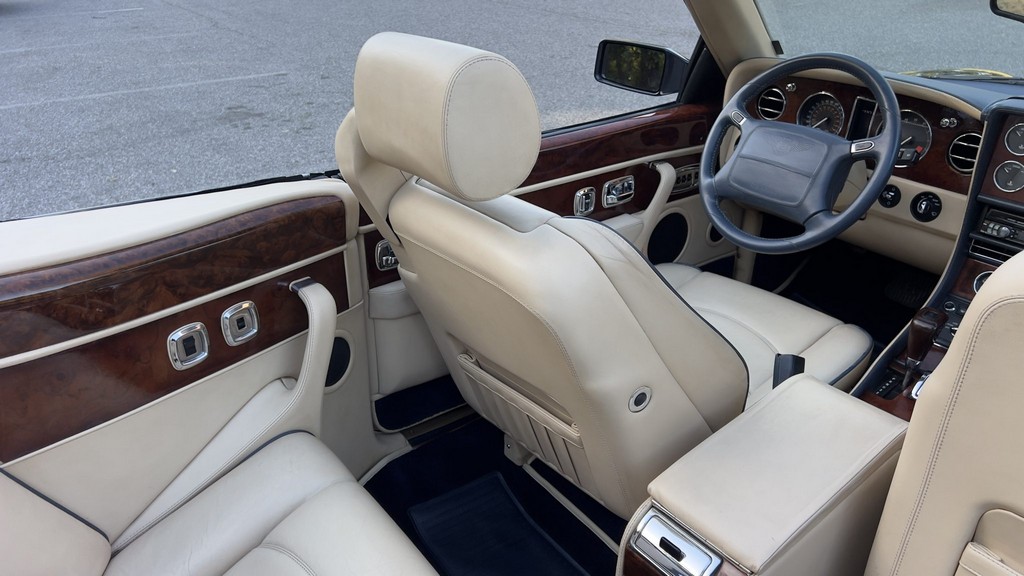 2001 Bentley Azure - Image 112