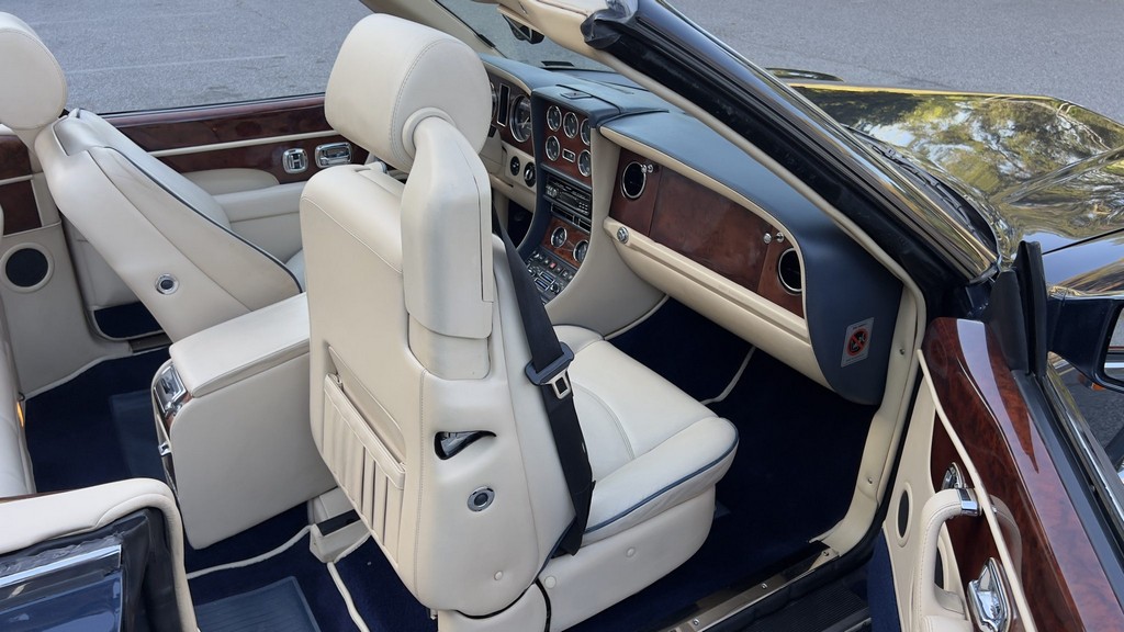 2001 Bentley Azure - Image 113