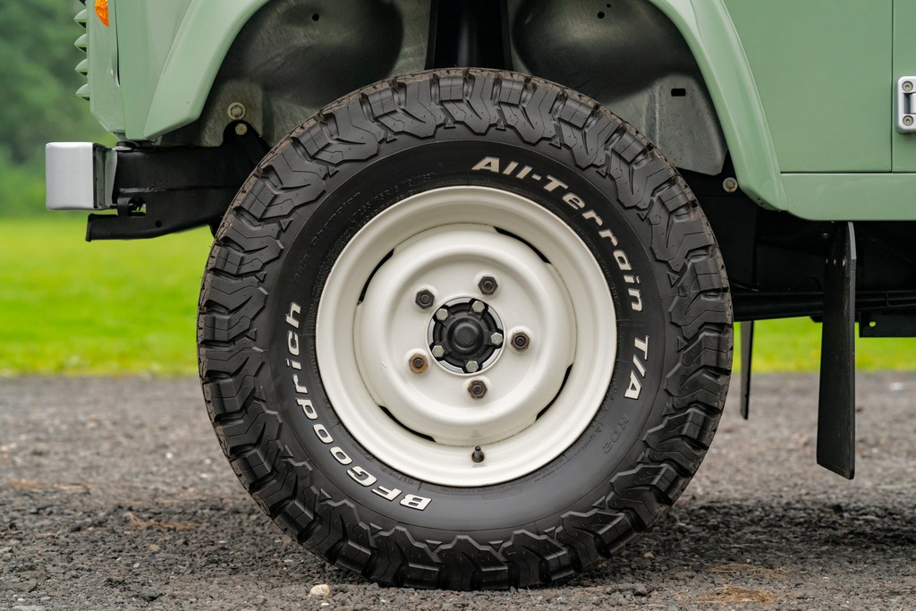 1995 Land Rover Defender 110 - Online Sale - Image 28