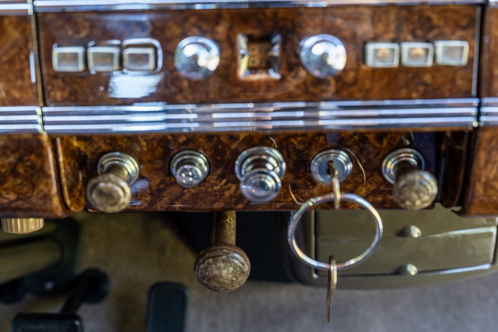 1940 Chevrolet One-Ten Club Coupe - Image 150