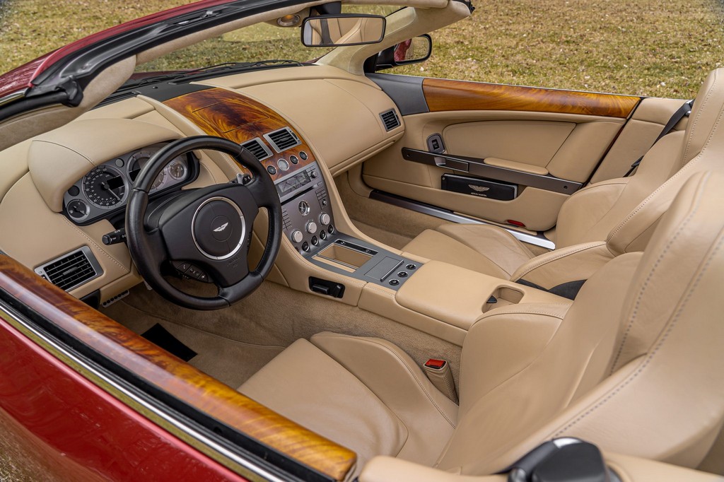 2006 Aston Martin DB9 Volante - Image 131