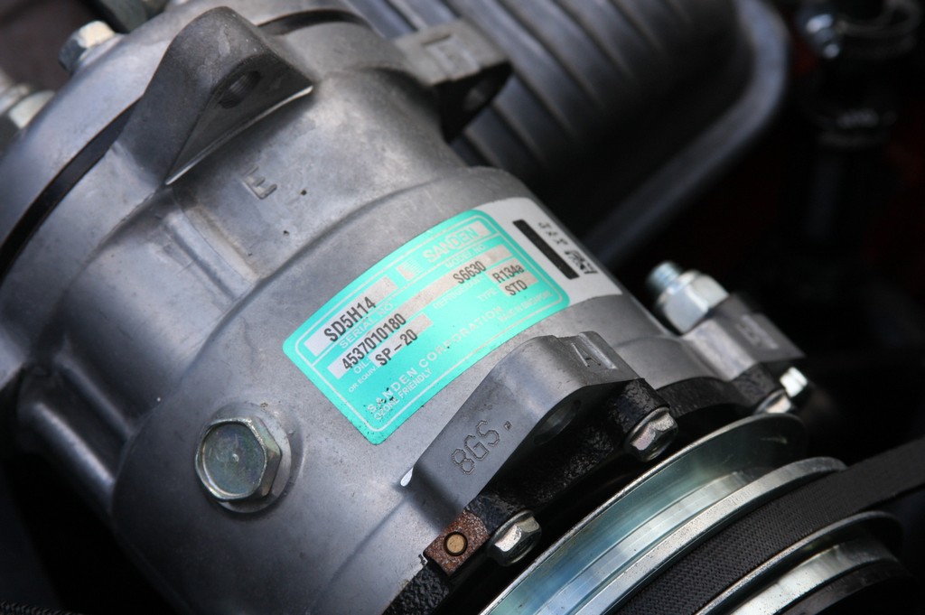 1966 Chevrolet Corvette Convertible 327/350 L79 - Image 17