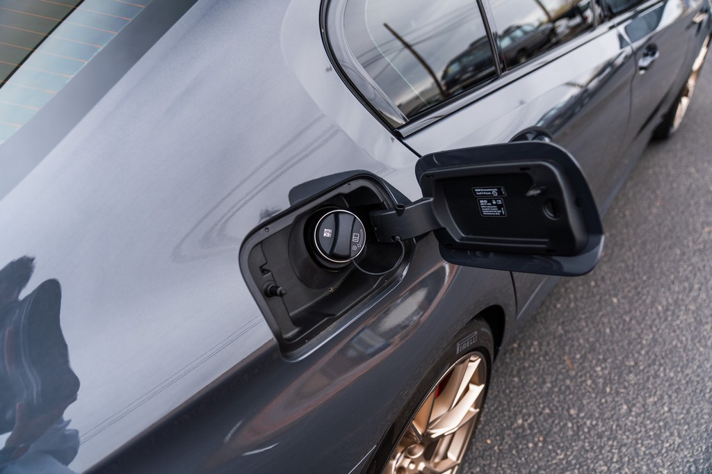 2022 BMW M5 CS - Image 12