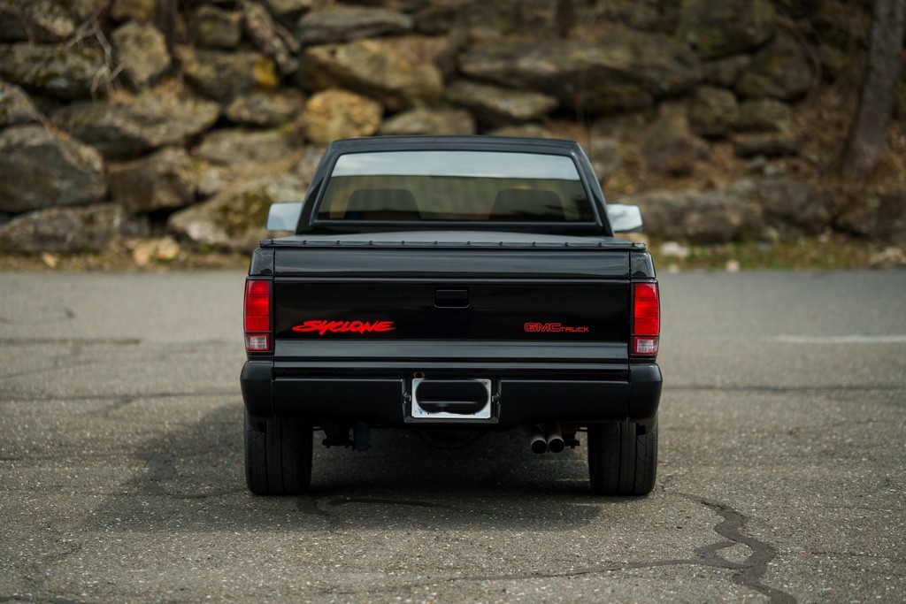 1991 GMC Syclone - Image 8