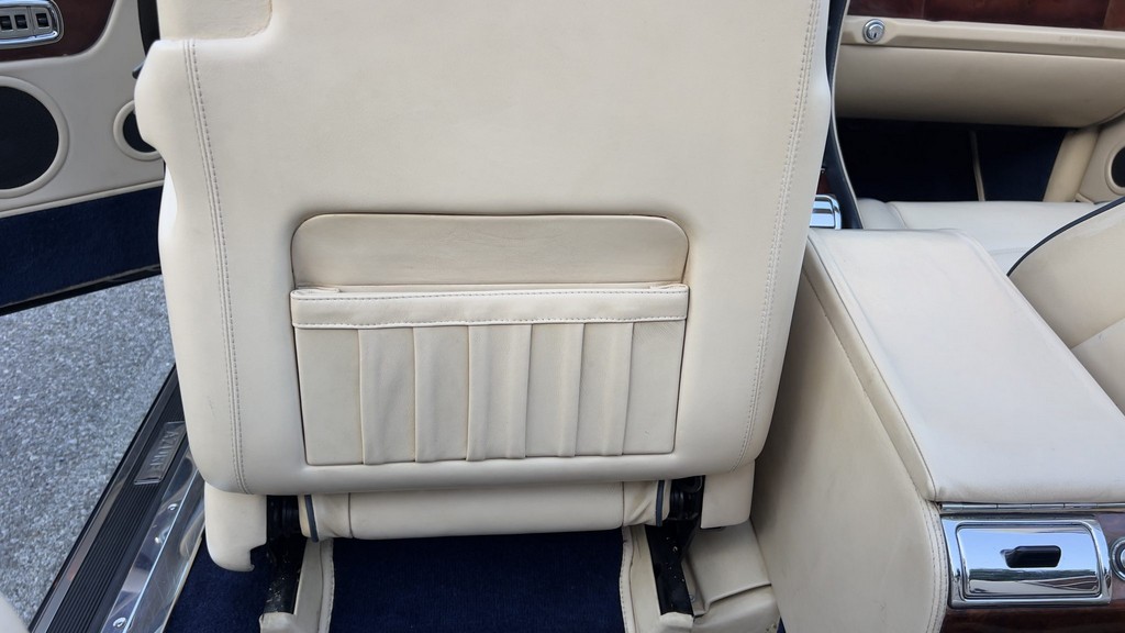 2001 Bentley Azure - Image 122