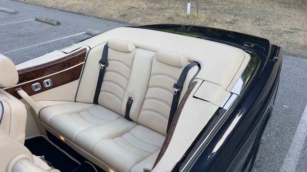 2001 Bentley Azure - Image 125