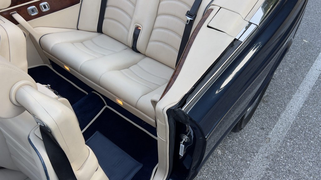 2001 Bentley Azure - Image 126