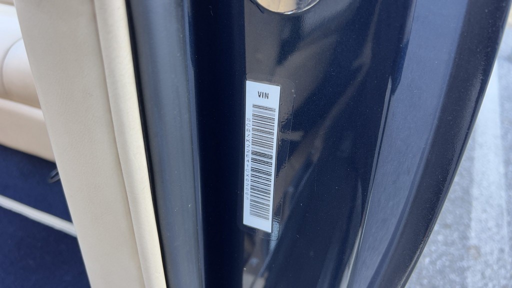 2001 Bentley Azure - Image 128