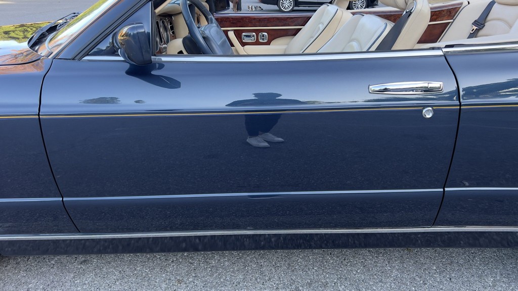 2001 Bentley Azure - Image 136