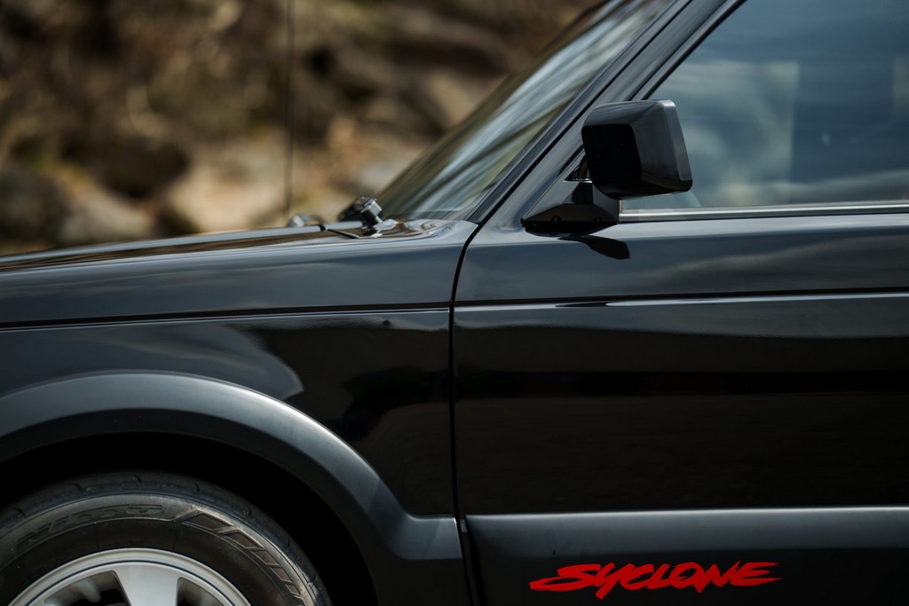 1991 GMC Syclone - Image 22