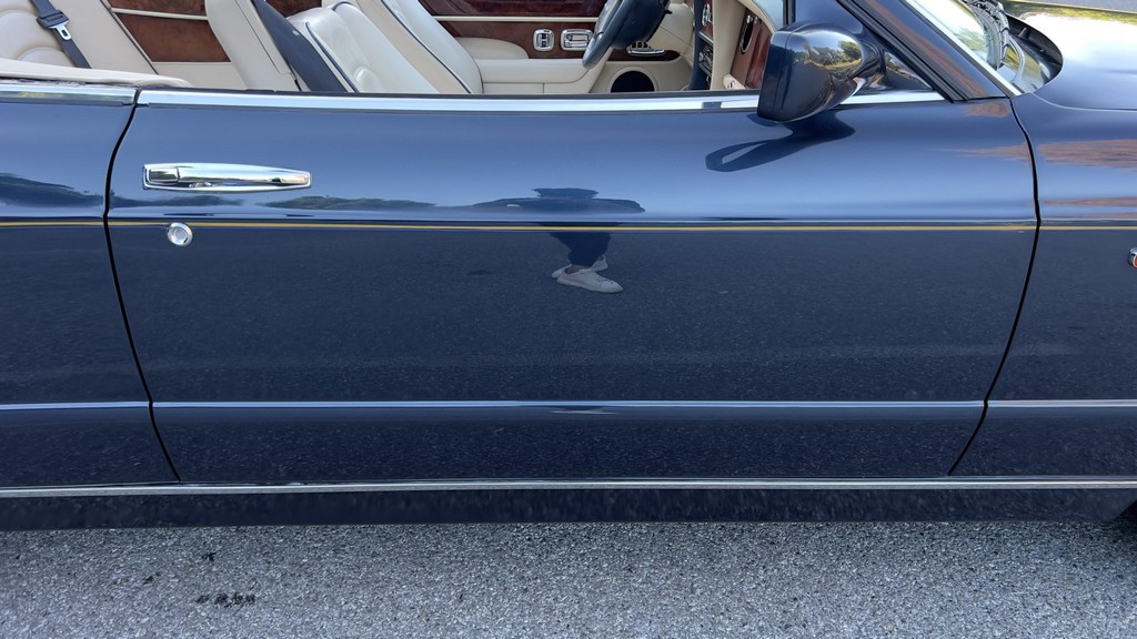 2001 Bentley Azure - Image 143