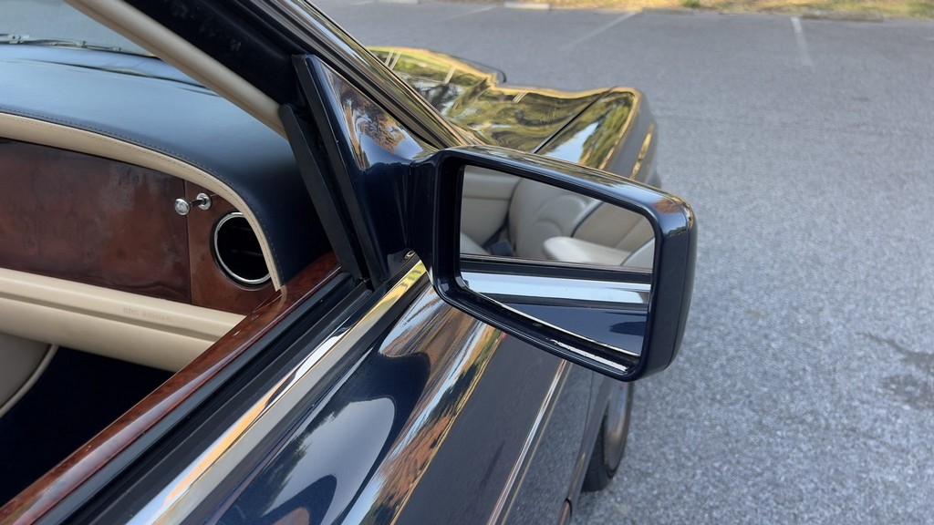 2001 Bentley Azure - Image 153