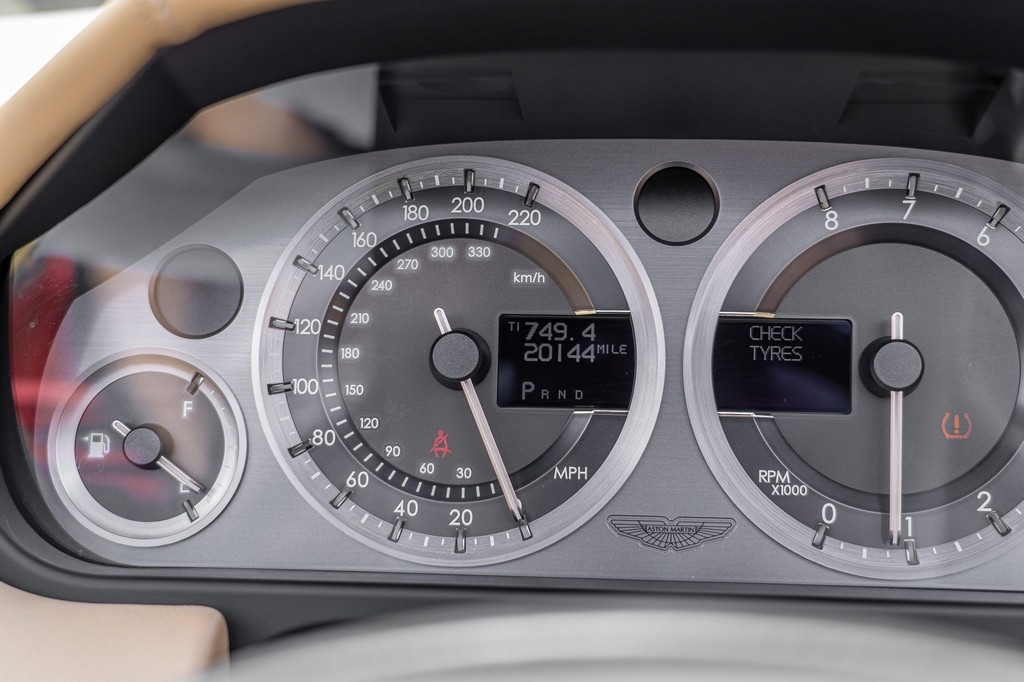 2006 Aston Martin DB9 Volante - Image 168