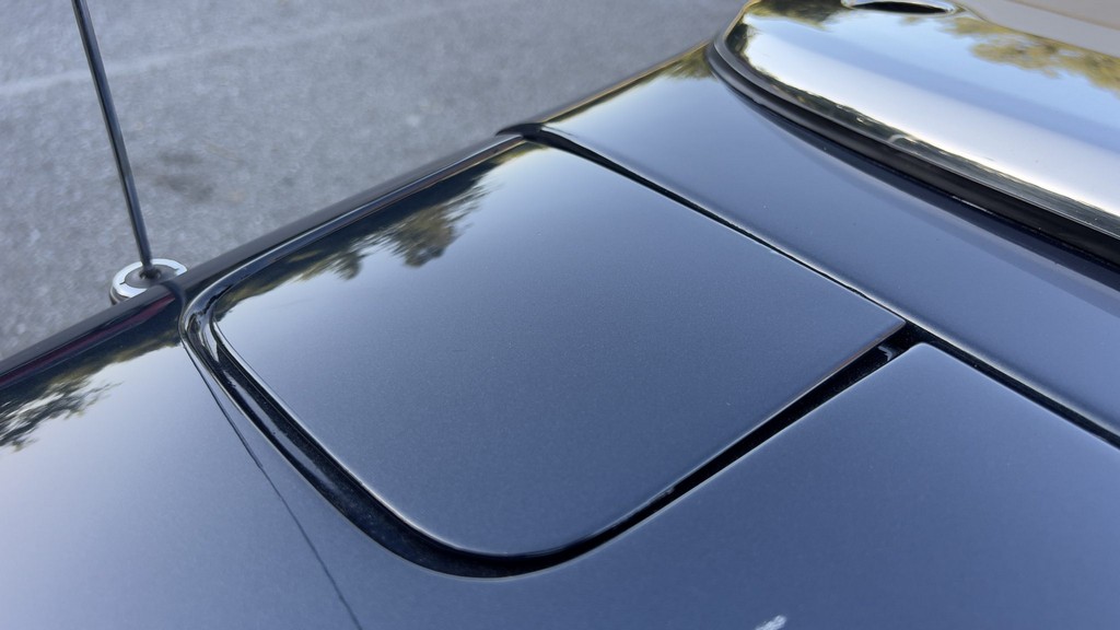 2001 Bentley Azure - Image 165