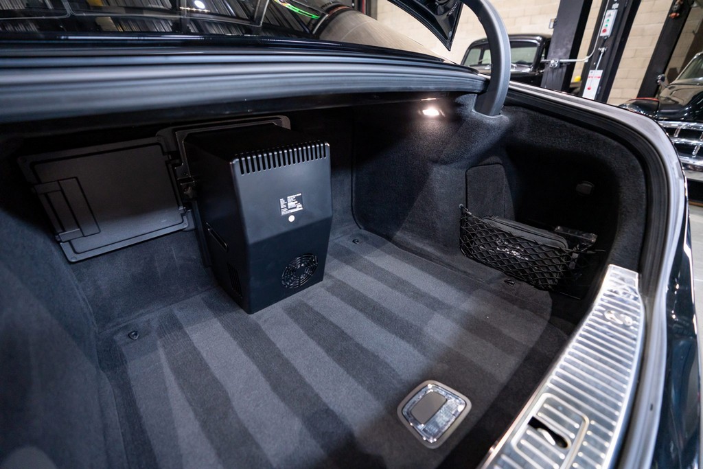 2020 Mercedes-AMG S65 Sedan Final Edition - Image 7