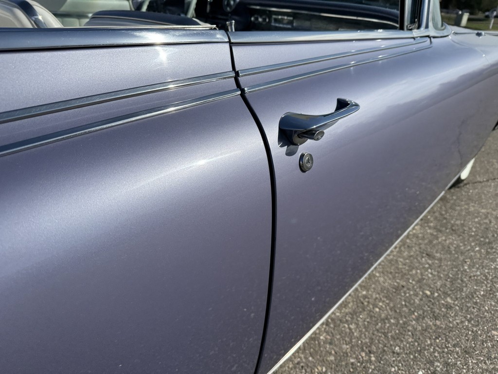 1960 Cadillac Eldorado Biarritz Convertible - Image 102