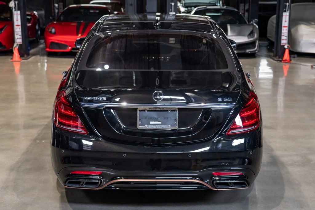 2020 Mercedes-AMG S65 Sedan Final Edition - Image 9