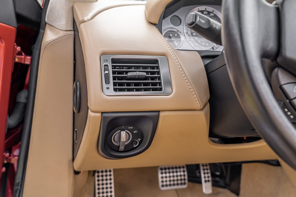 2006 Aston Martin DB9 Volante - Image 190