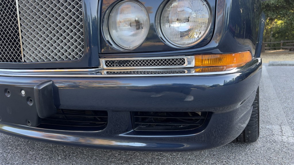 2001 Bentley Azure - Image 175