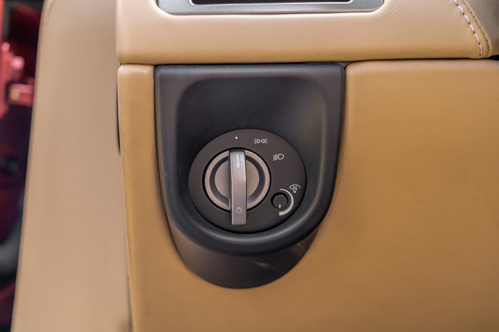 2006 Aston Martin DB9 Volante - Image 191