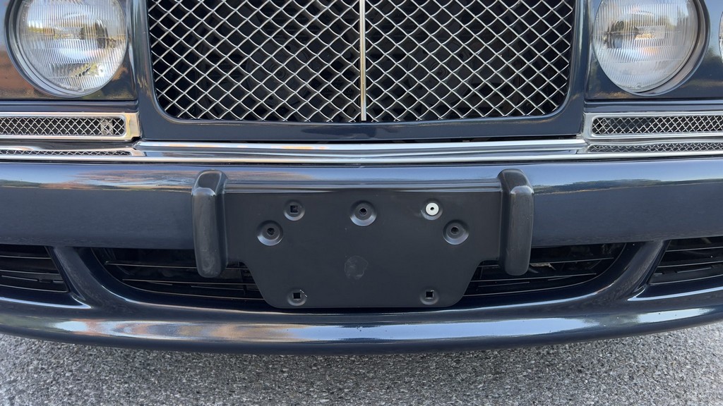 2001 Bentley Azure - Image 176