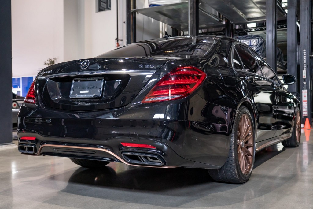 2020 Mercedes-AMG S65 Sedan Final Edition - Image 14