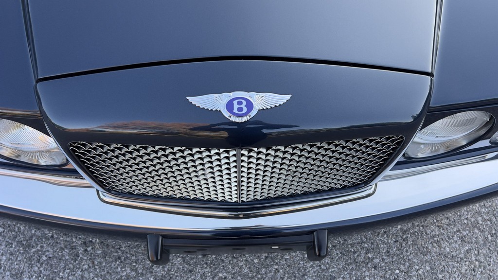 2001 Bentley Azure - Image 178