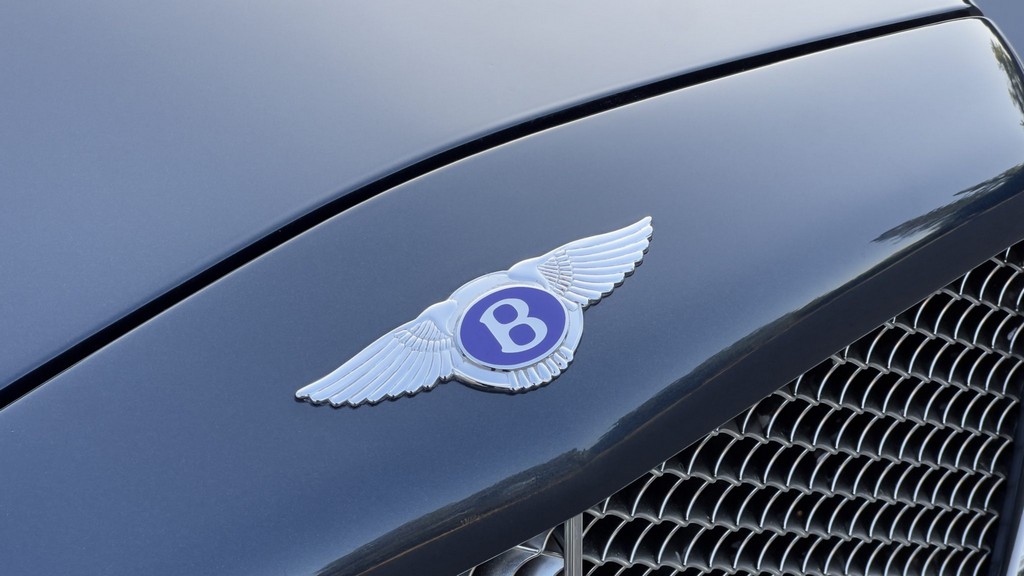 2001 Bentley Azure - Image 179